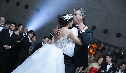 Vals. Boda de Mauricio Carbajal y Tere Torre.