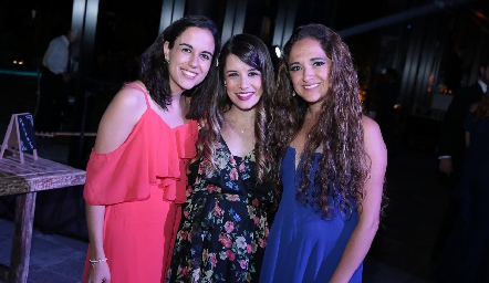  Amigas.
