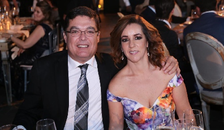 José Antonio Gutiérrez y Alejandra Ávila de Gutiérrez.