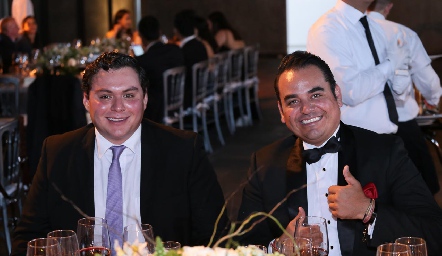  Leonardo Gordoa y Oscar México Valadez.
