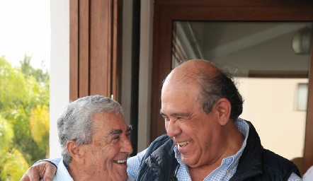  Giva Galván y Pedro Leal.