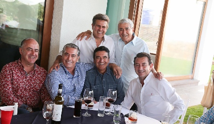  Galo Galván, Giva Galván, Rafael Olmos, Gerardo Serrano, Gilberto Galván y Polo Córdova.