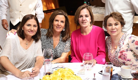  Mónica Guillén, Martha Elena Muñiz, Cristina Barrett y Lourdes López.