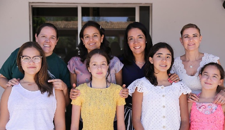  Pily Torres y Marijó, Andrea de la Torre y Andrea, Malena Sánchez y Sofi, Margarita Sarquis e Isabella .