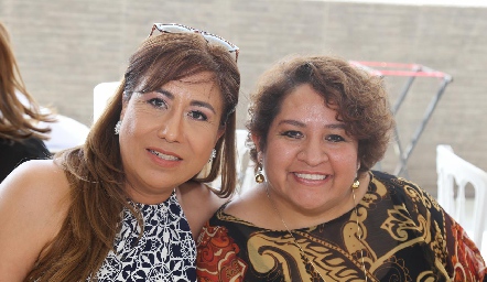  Nelly Méndez y Rosy Castillo.