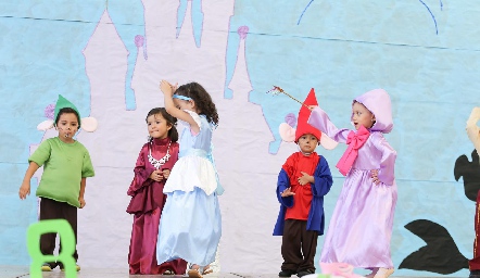 Festival de fin de cursos de Centros Educativos Mi Colegio.