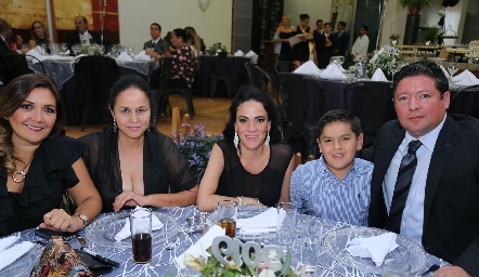 Cena de graduación de Secundaria del Colegio Areté.
