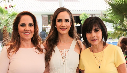  Gabriela Payán, Dani Mina y Teresa Guerrero.