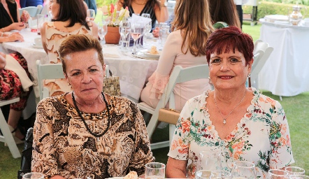 María del Carmen Mancilla y María Cristina Mancilla.