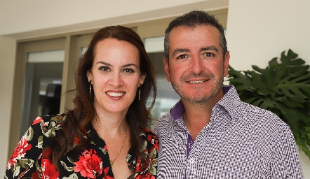  Sonia Reynoso y Roberto Pedroza.