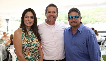  Maribel Lozano, Alejandro Santibáñez y Gerardo Rodríguez.