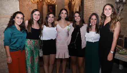  María Lavín, Marisol Cabrera, Sofía Rodríguez, Sofía Álvarez, Sofía Leiva, Ale Ascanio y Diana Olvera.