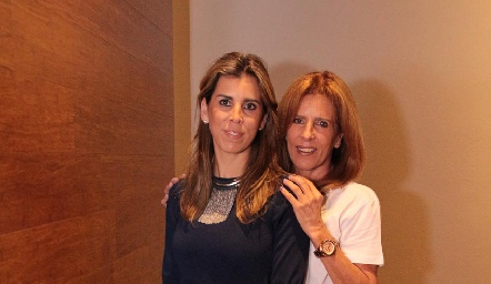  Sara Guzmán y Sara Martínez.