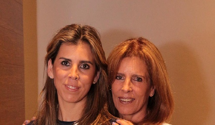  Sara Guzmán y Sara Martínez.
