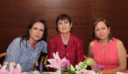  Martha Martínez, María Gómez y Lupita González.