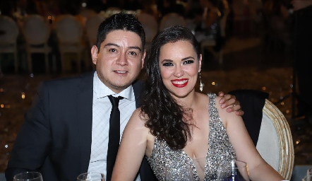  Armando Arreguín y Mariana Carbajal.