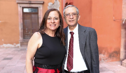  Dora Irma y Roberto Espinosa.