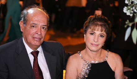  Edson Fajardo y Mariana Hurtado.