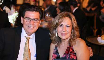  Rodolfo Ortega y Rosy Castillo.
