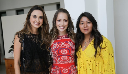  Bárbara Cadena, Laura Bravo y Ana Meche Cifuentes.