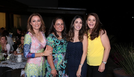  Natalia Sáenz, Coco Leos, Andrea Lorca y Tessy Gordoa.