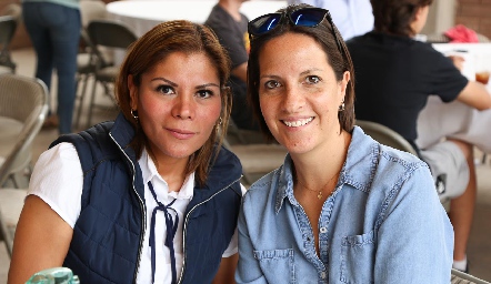  Amigas.