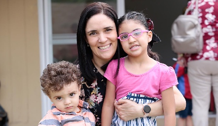  Francisco, Ángeles y María José.