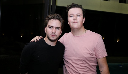  Alonso Gómez y Manu Gómez.