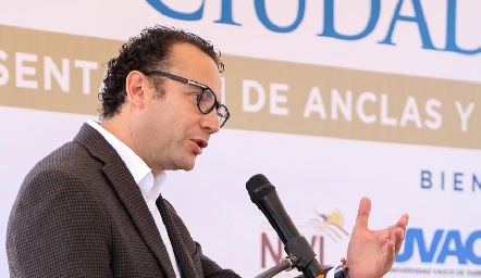  Xavier Nava, Presidente Municipal de San Luis Potosí.