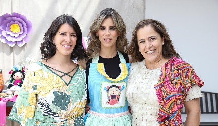  Mireya Pérez, Sara Guzmán y Mireya Martínez.