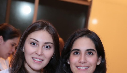  Lili Medina y Mariana Rodríguez.