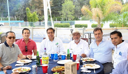  Miguel Castillo, Sergio Ortiz, Jaime Cantú, Guillermo Torres, Arturo Zapata y Luis Alvarado.