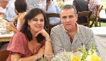  Cynthia Sánchez y Eduardo Gómez.