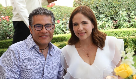  Luis Miguel Hernández y Karla Alfaro.