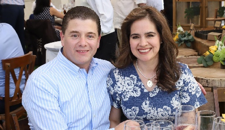  Felipe y Margarita Martínez.