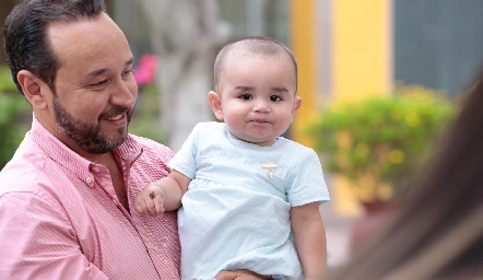 Juan Carlos Conde con su hijo Franco.