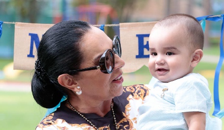  Franco con su abuelita materna, Yoya Galarza.