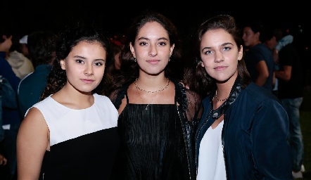  Sofía Delgado, Valentina Sánchez y Bárbara Massa.