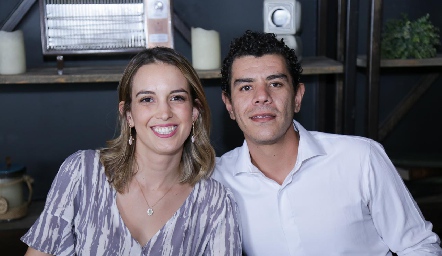  Ana Pau Fernández y Mauricio Delgado.