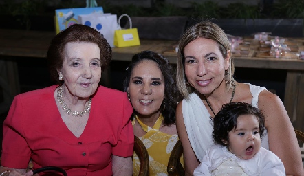  Rosy Alcalde, Maricarmen Delgado, Rosy Delgado y María Andrea.