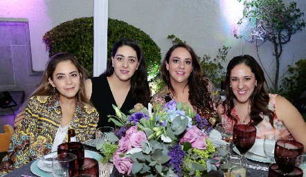  Bárbara Mahbub, Scarlett, Julieta y Alexandra Garelli.
