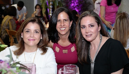  María Teresa García, Claudia Nava y Alicia Téllez.
