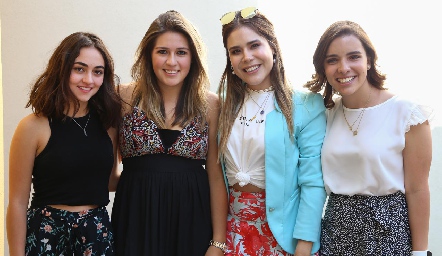  Ximena Díaz, Marijó Bocard, Melissa Arellano y Ceci Valle.