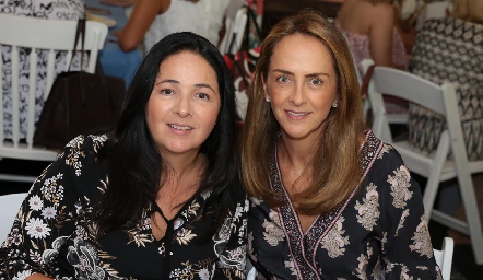  Claudia Álvarez y Laura Del Villar.