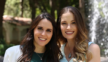  Luciana Rodríguez y Bárbara Portales.