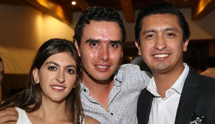  Paty Gómez, Xavier Azcárate y Rafael Villanueva.