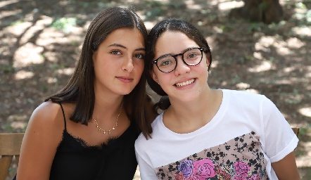  Marina y Carlota.