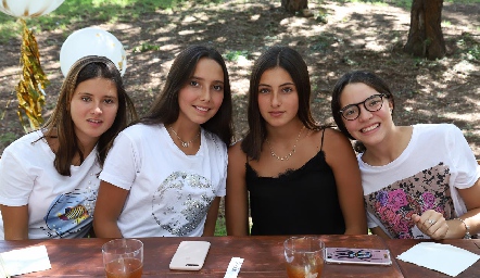  Isa, Vale, Marina y Carlota.