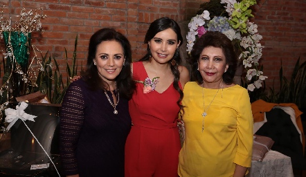  Lorena Guerra, Erika Guizar y Gladys Sánchez.