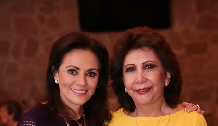  Lorena Guerra y Gladys Sánchez.